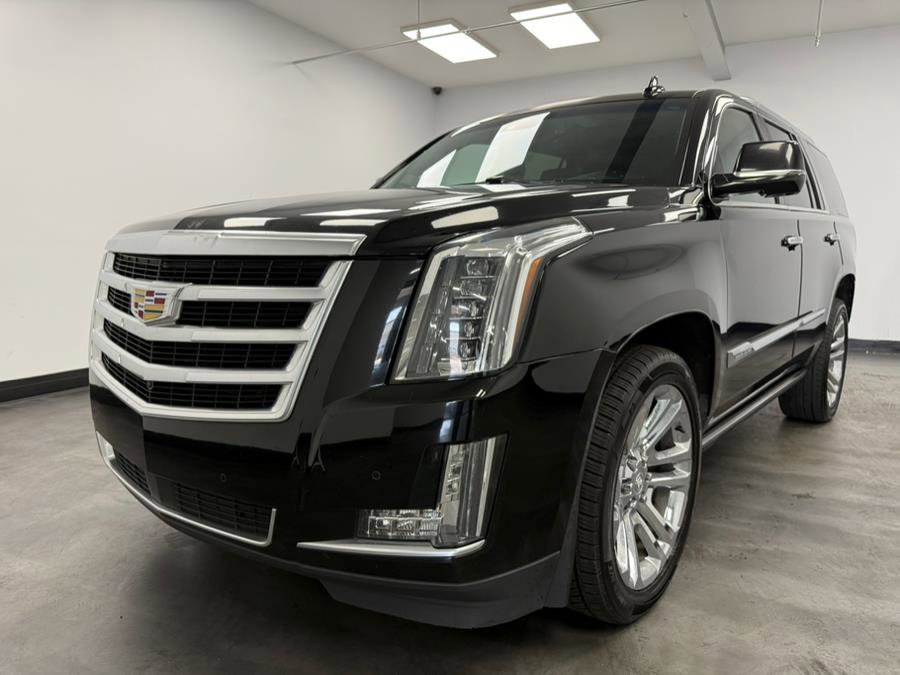 Used 2015 Cadillac Escalade Premium image 2