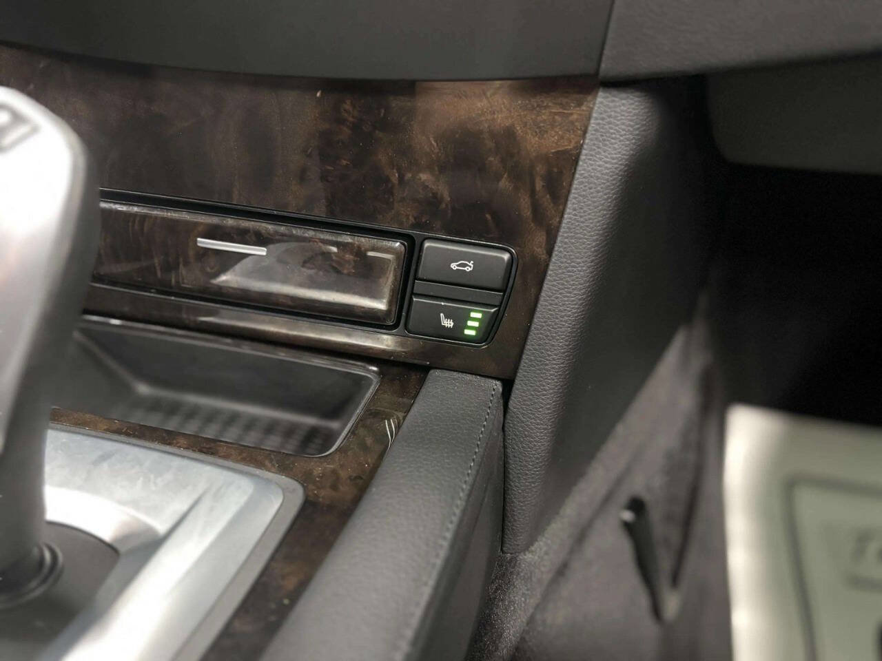 Used 2010 BMW 528i xDrive Sedan image 29