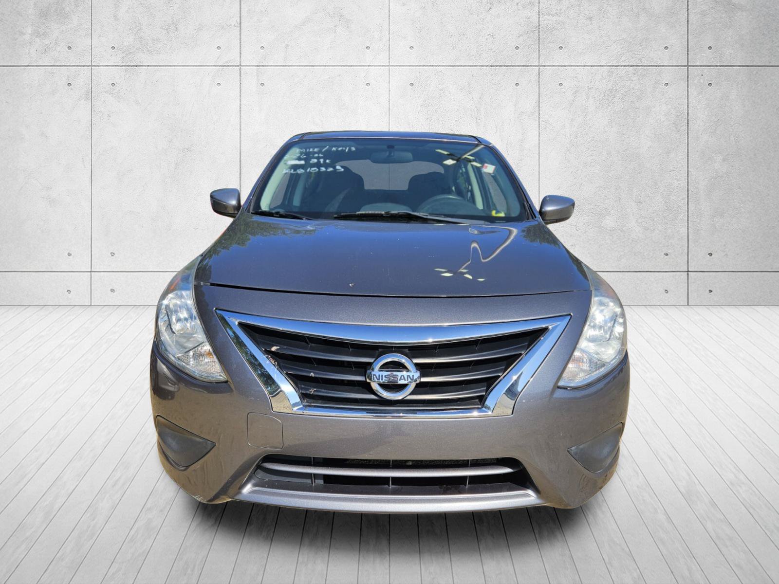 Used 2019 Nissan Versa SV FWD image 5
