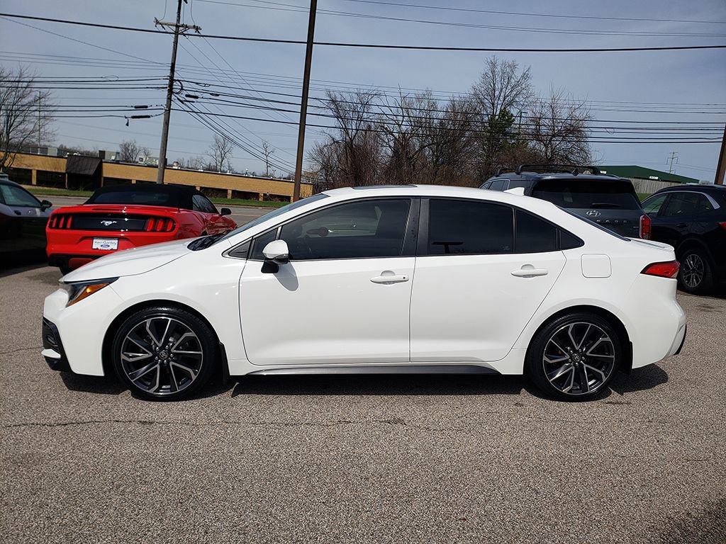 Used 2022 Toyota Corolla SE w/ SE Premium Package FWD image 8
