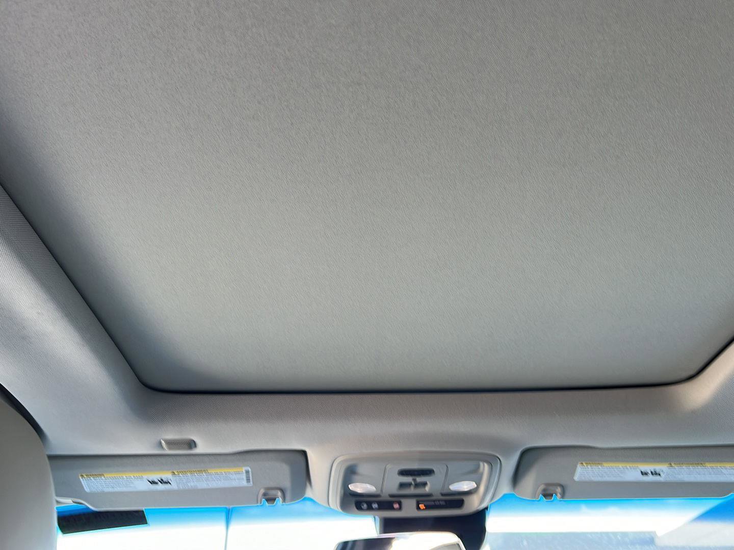 Used 2015 Cadillac XTS Luxury w/ Driver Awareness Package image 11