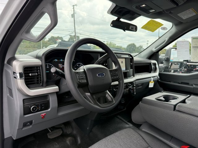 New 2025 Ford F350 XL w/ XL Chrome Package AWD/4WD image 12