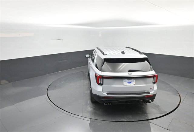 New 2026 Ford Explorer ST image 25