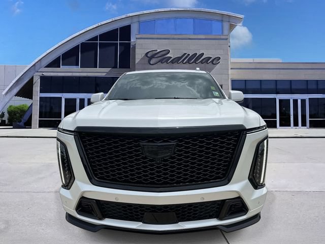 Used 2025 Cadillac Escalade V AWD/4WD image 2