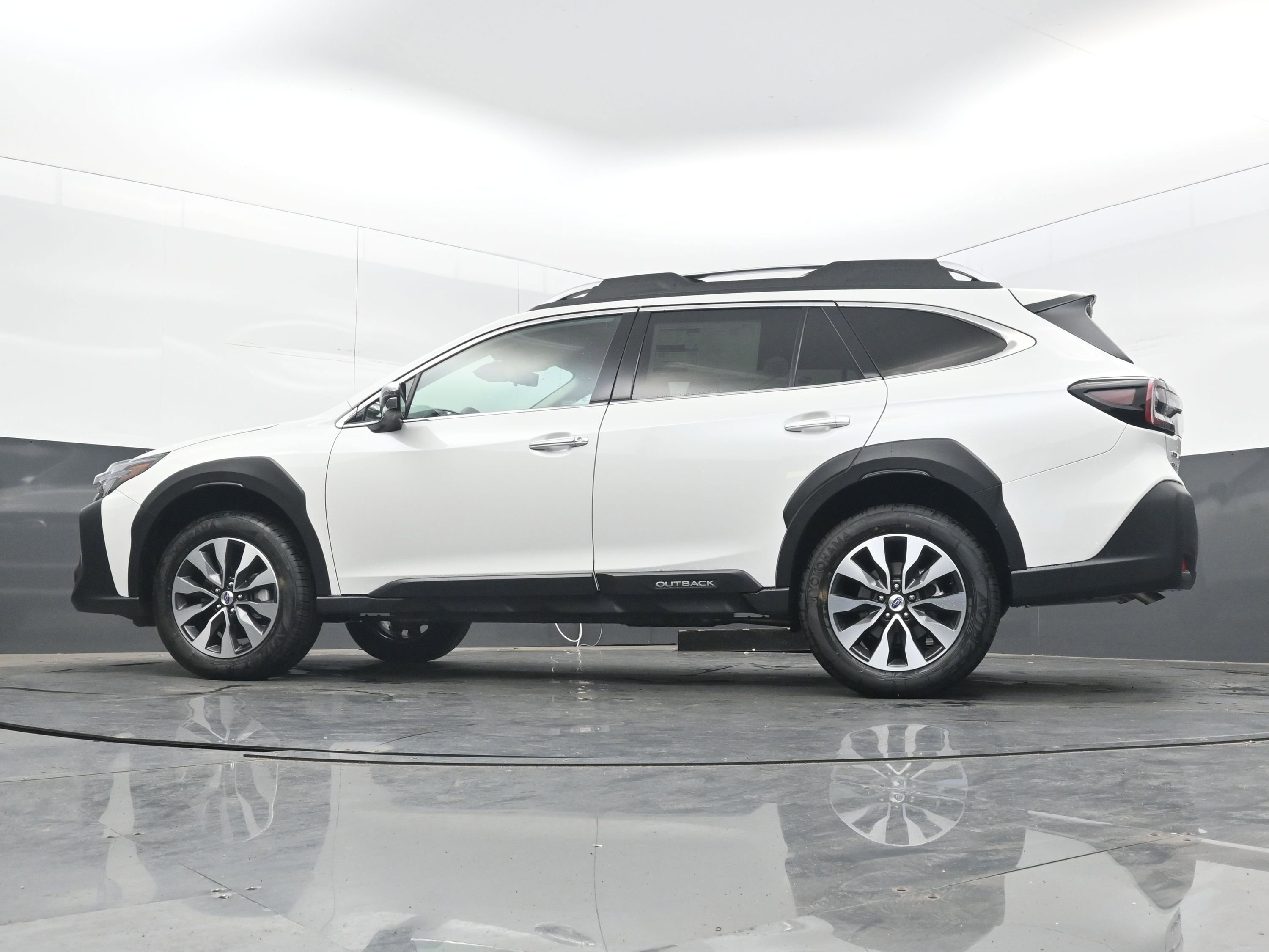 New 2025 Subaru Outback Touring XT image 27