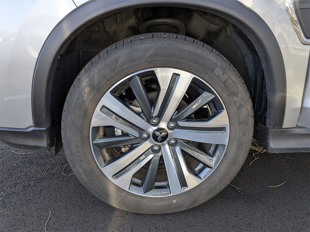 Used 2025 Mitsubishi Outlander Sport SE image 14