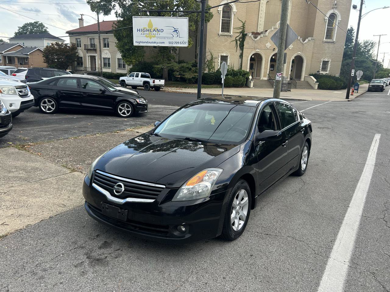 Used 2009 Nissan Altima 2.5 SL w/ Technology Pkg FWD image 1