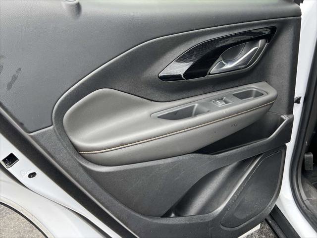 Used 2022 GMC Terrain AT4 w/ Infotainment Package II AWD/4WD image 14