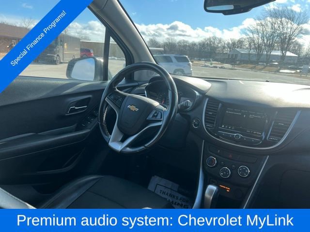 Used 2019 Chevrolet Trax LT w/ LT Convenience Package image 28