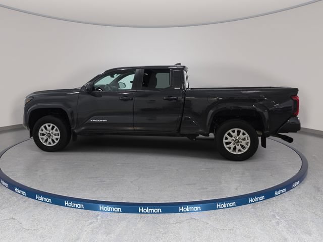 Certified 2024 Toyota Tacoma SR5 AWD/4WD image 8