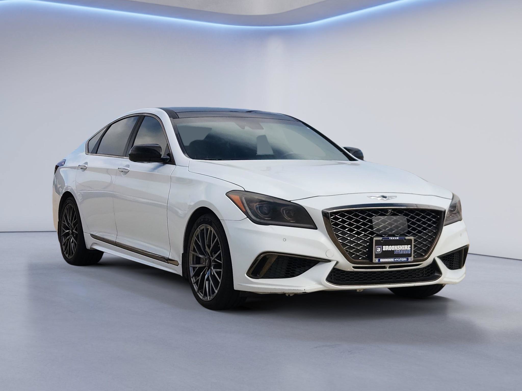 Used 2018 Genesis G80 3.3T Sport RWD image 3