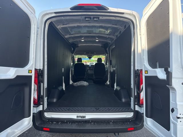New 2025 Ford Transit 150 148 Medium Roof w/ Load Area Protection Package image 30