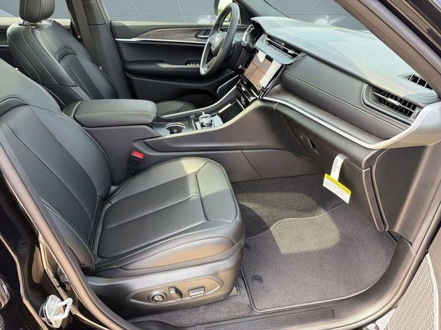 New 2026 Jeep Grand Cherokee L Limited AWD/4WD image 31