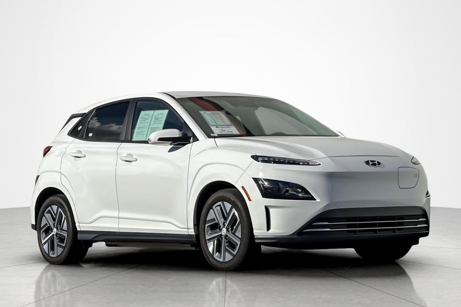 Used 2022 Hyundai Kona SEL w/ Convenience Package image 7