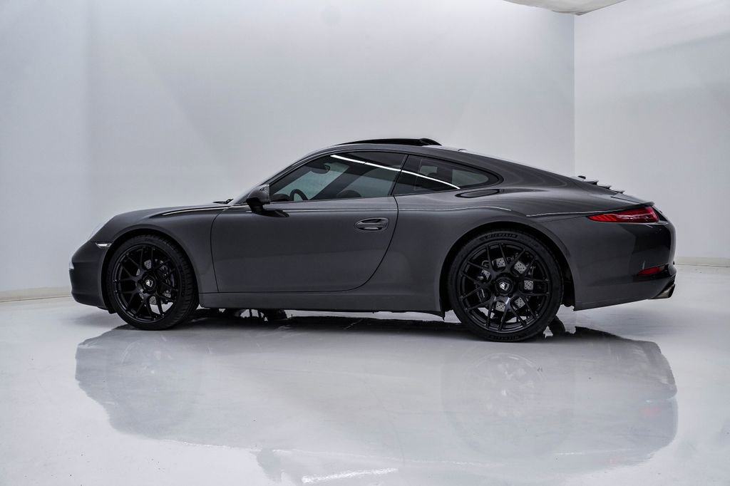 Used 2015 Porsche 911 Carrera RWD image 2