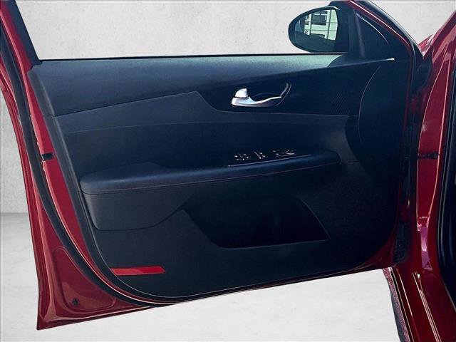 Used 2022 Kia Forte GT w/ GT Technology Package image 17