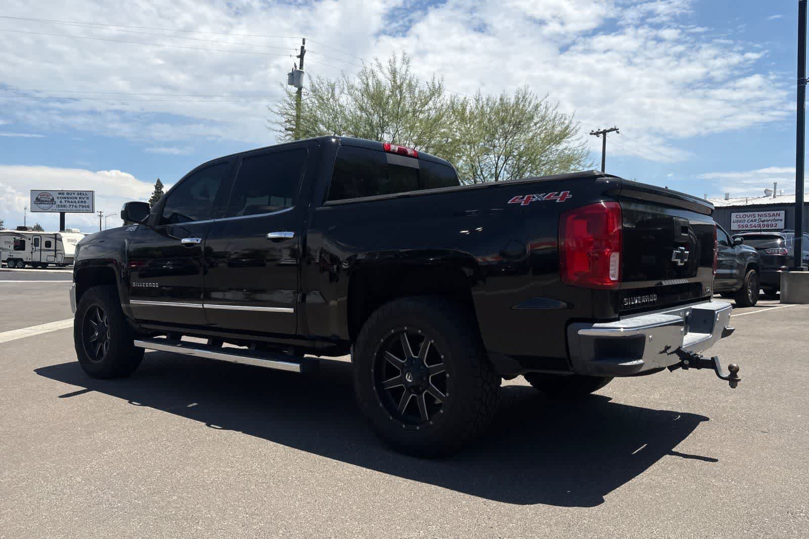 Used 2016 Chevrolet Silverado 1500 LTZ w/ LTZ Plus Package AWD/4WD image 7