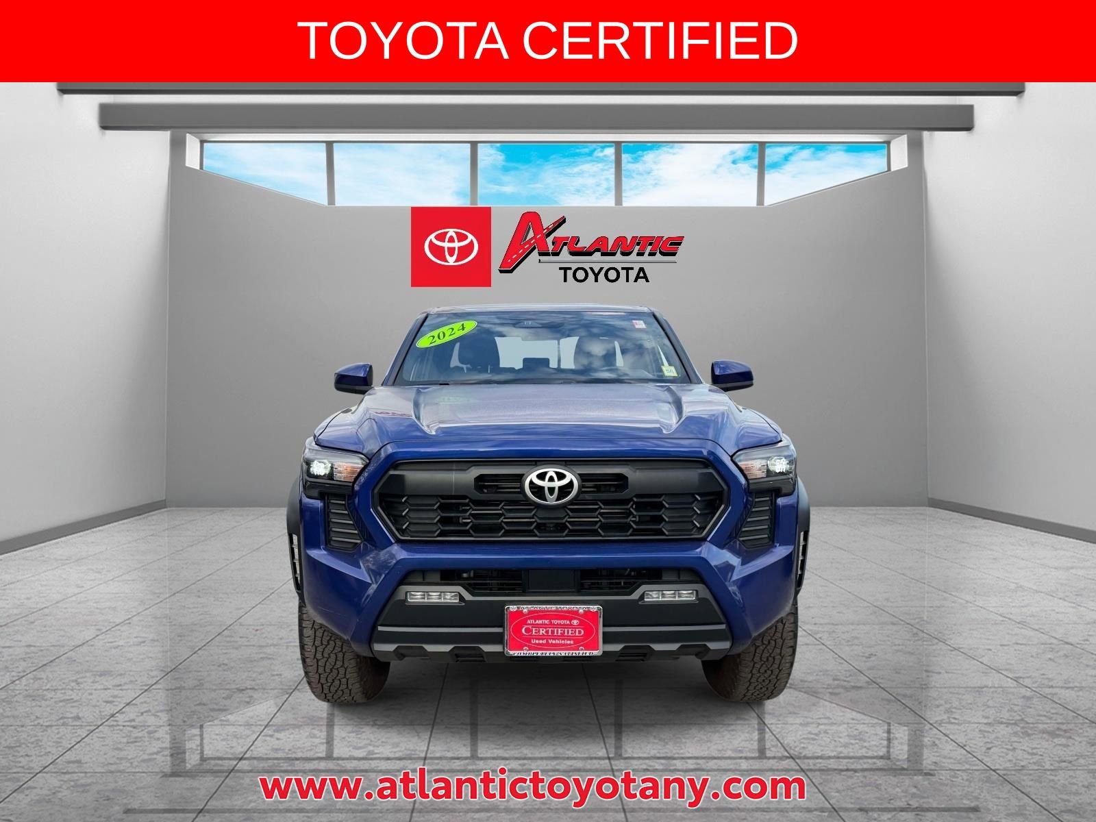Certified 2024 Toyota Tacoma TRD Off-Road AWD/4WD image 2