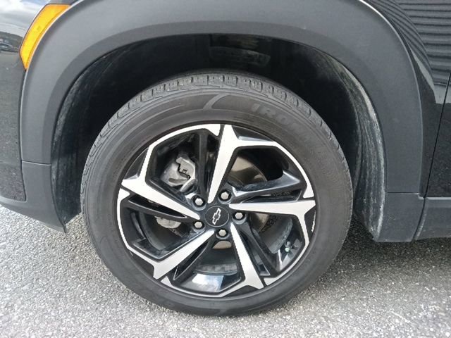 Used 2022 Chevrolet TrailBlazer RS w/ Sun and Liftgate Package AWD/4WD image 10