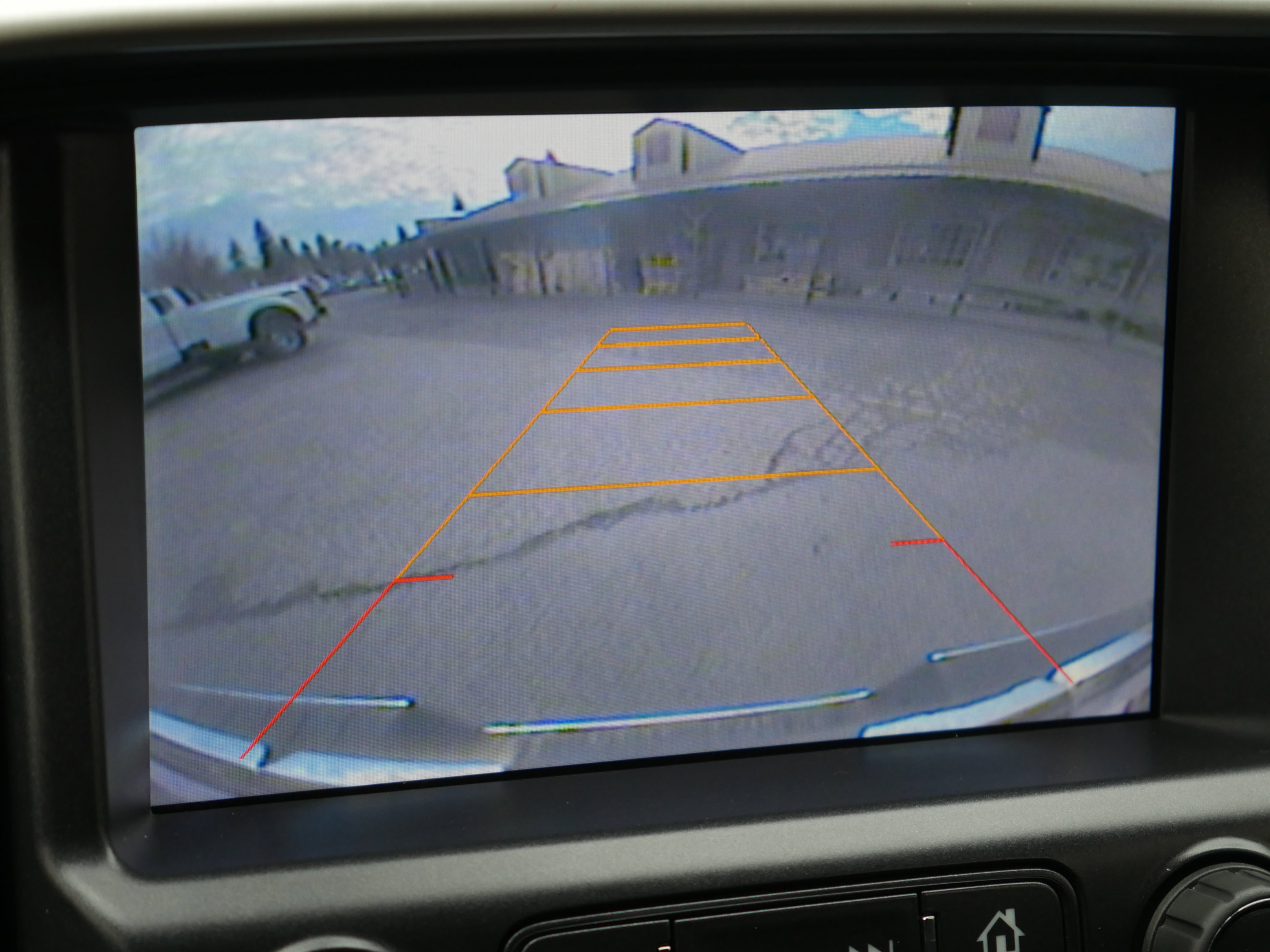 Used 2015 GMC Canyon SLT image 11