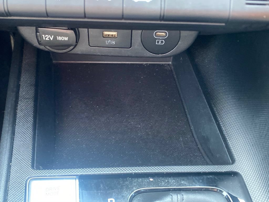 Used 2024 Hyundai Elantra SEL FWD image 30