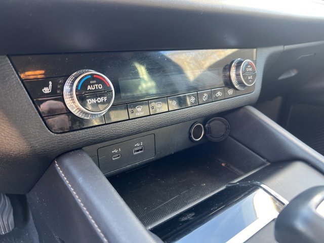 Used 2023 Mitsubishi Outlander SE image 5