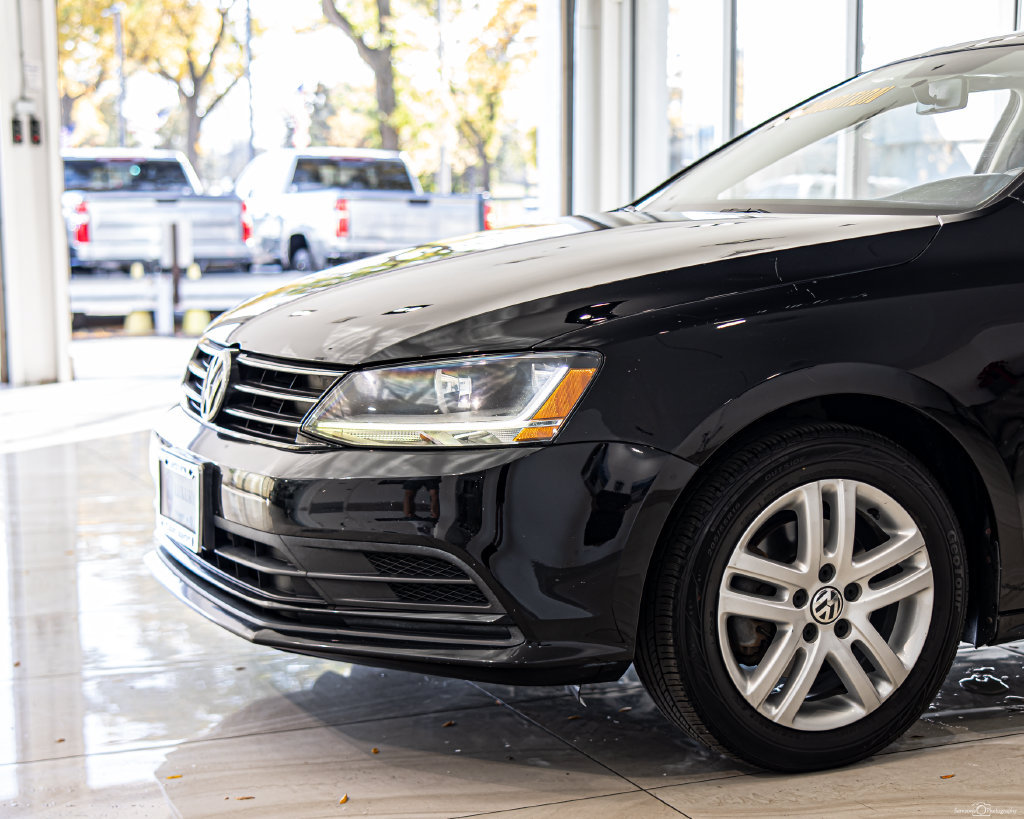 Used 2017 Volkswagen Jetta S FWD image 4