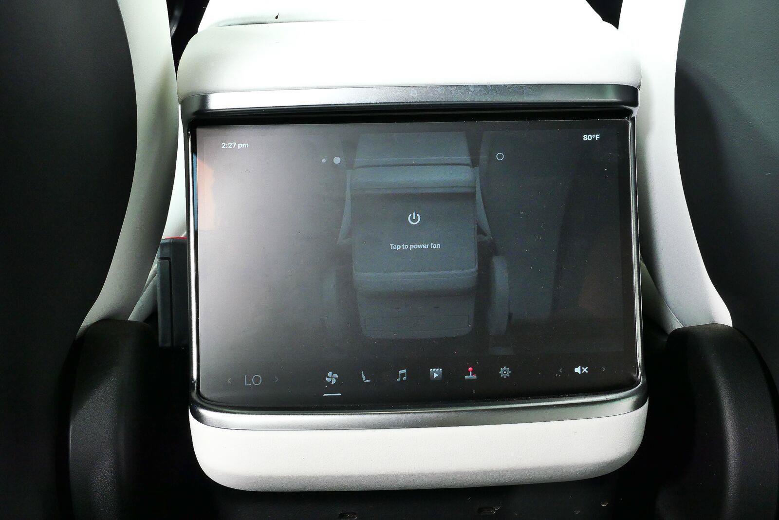Used 2025 Tesla Model X AWD/4WD image 18