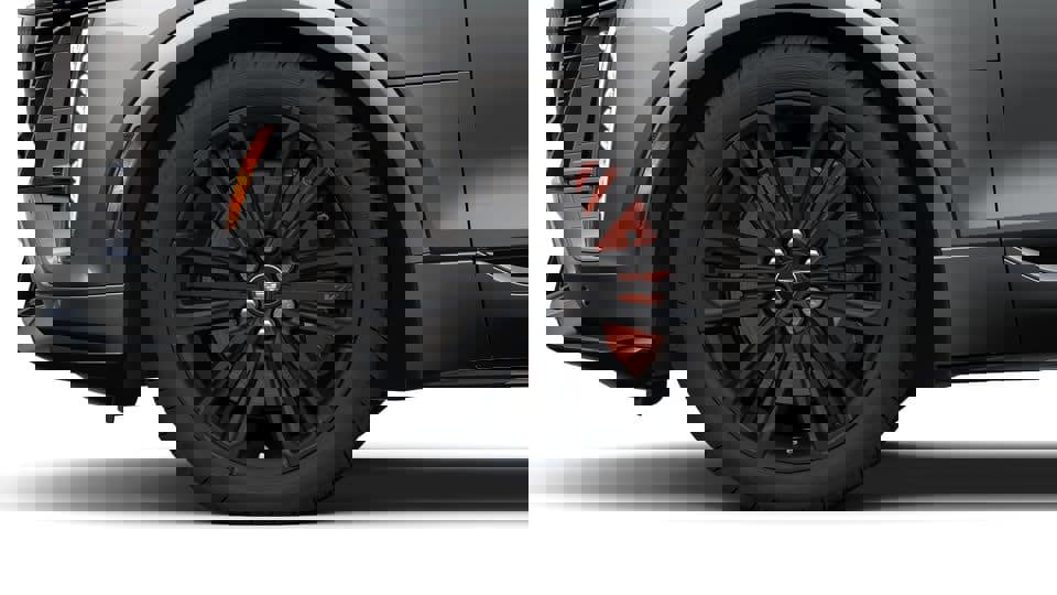 New 2026 Cadillac Lyriq V w/ LPO, Floor Liner Package image 33