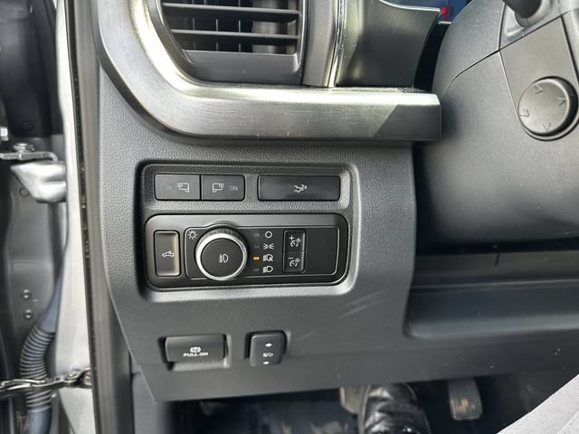 Certified 2023 Ford F250 Lariat w/ Lariat Ultimate Package AWD/4WD image 31