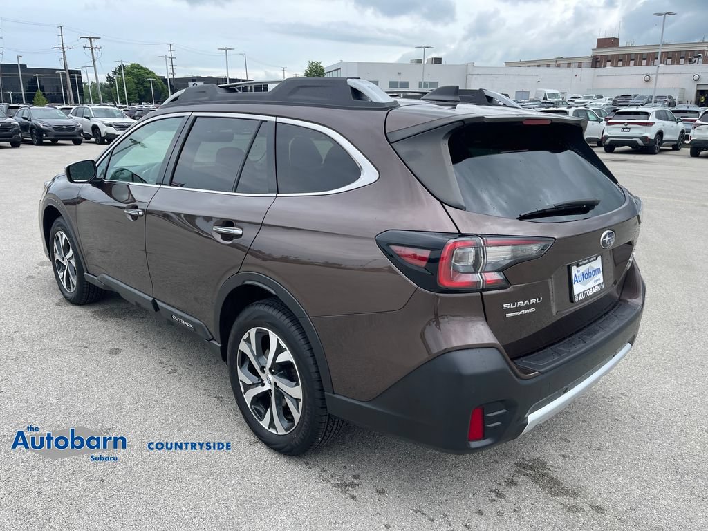 Used 2021 Subaru Outback Touring AWD/4WD image 3