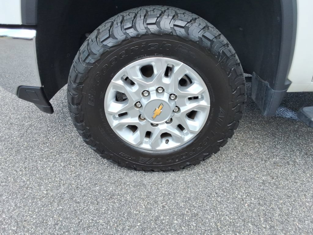 Certified 2024 Chevrolet Silverado 2500 LTZ w/ LTZ Premium Package AWD/4WD image 10