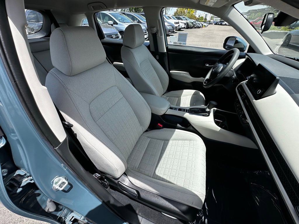 Used 2024 Honda HR-V LX image 11