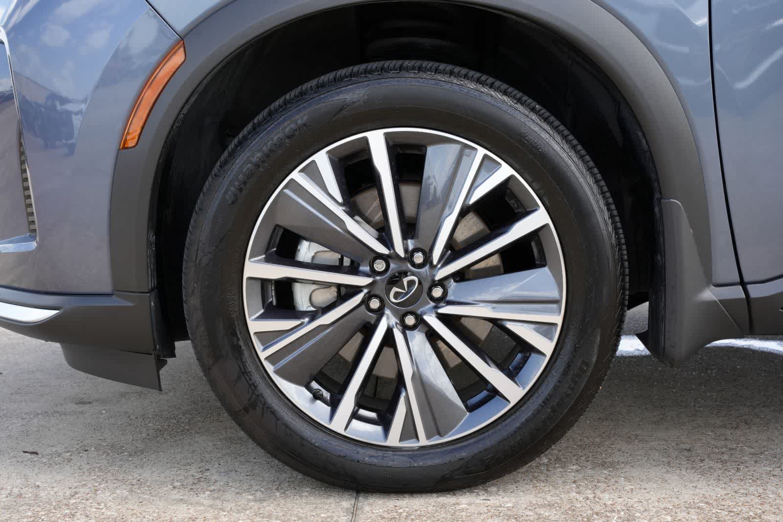 Used 2026 INFINITI QX60 Luxe w/ Cargo Package FWD image 24