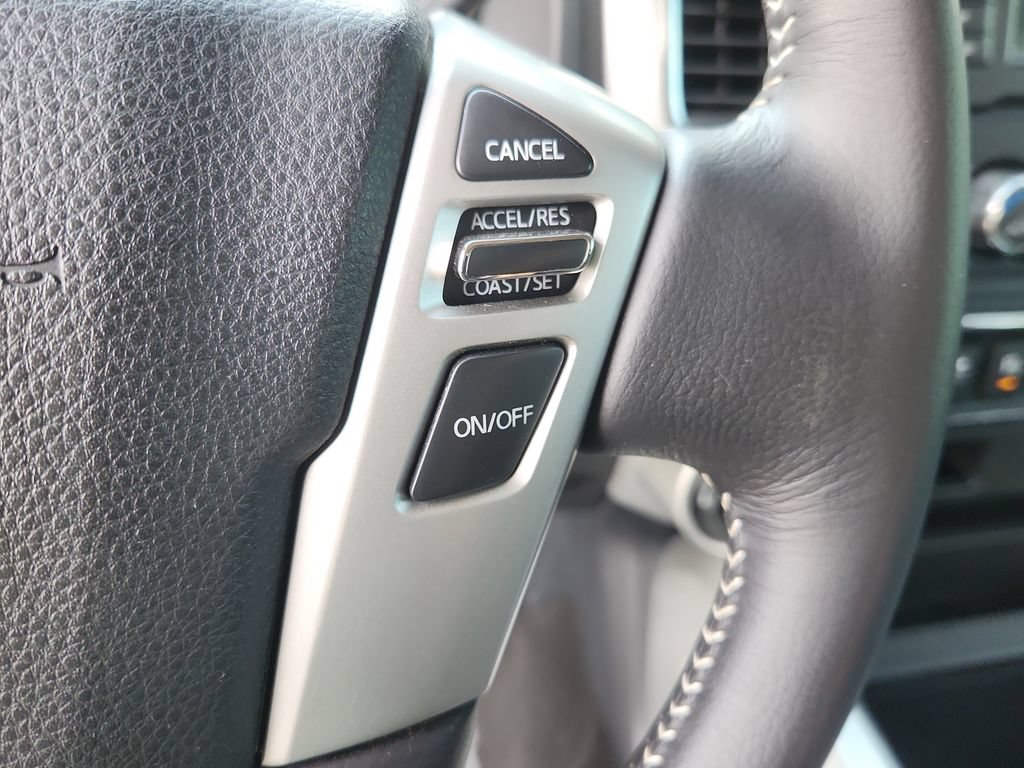 Used 2019 Nissan Titan PRO-4X AWD/4WD image 23