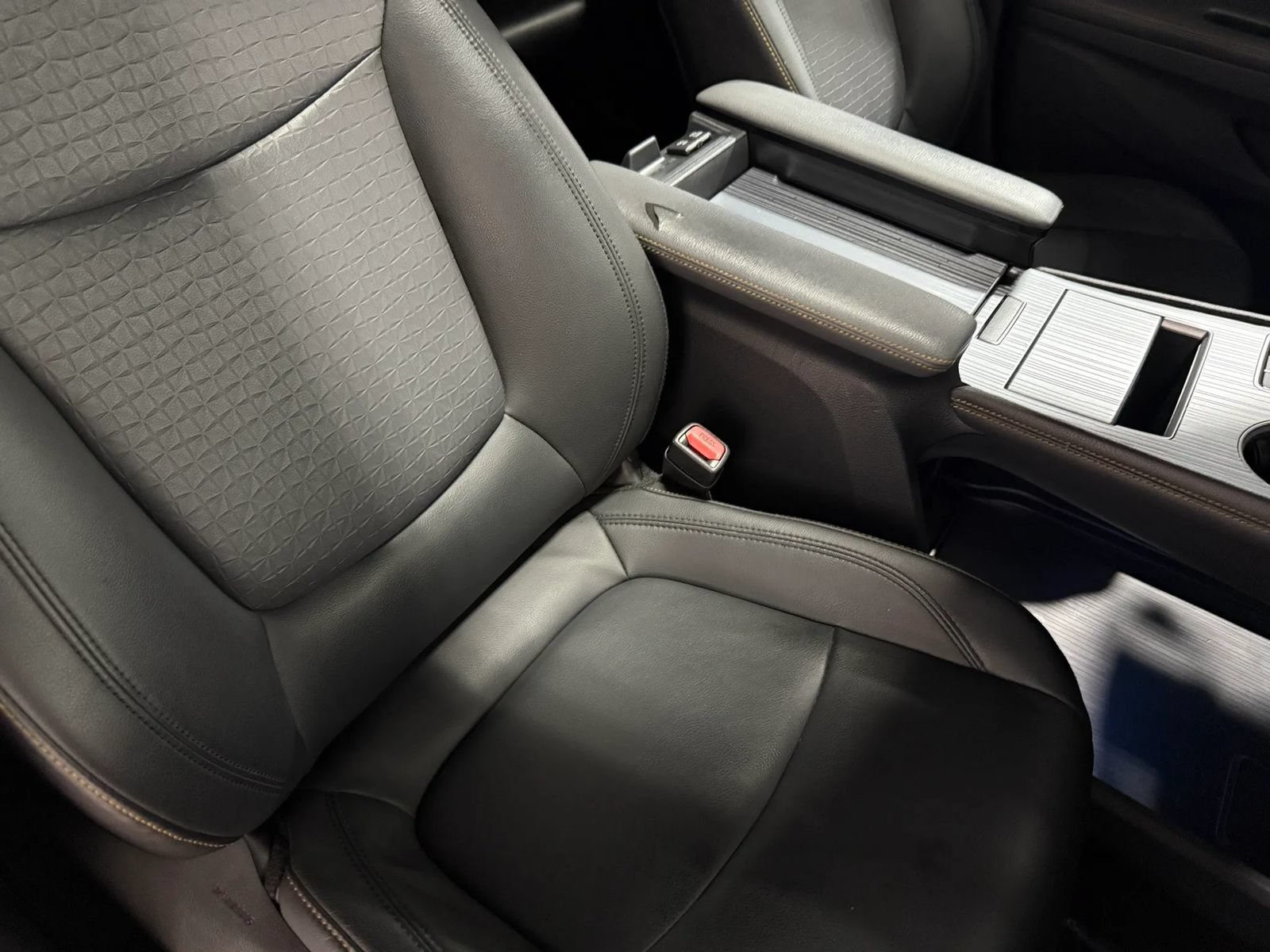 Used 2022 Toyota Sienna XLE Woodland Edition w/ Protection Package (TMS) AWD/4WD image 71