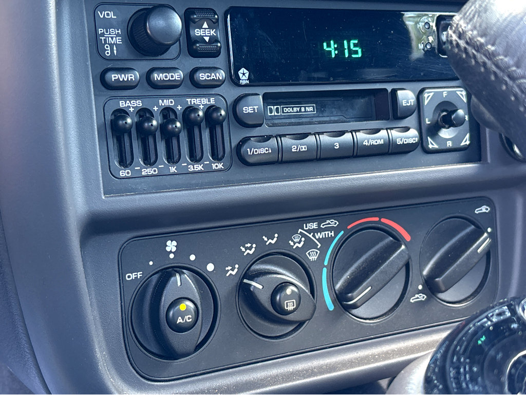 Used 2000 Plymouth Prowler image 16