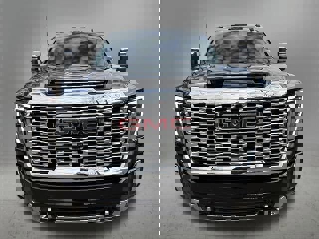 Certified 2024 GMC Sierra 3500 Denali w/ Denali Reserve Package image 8