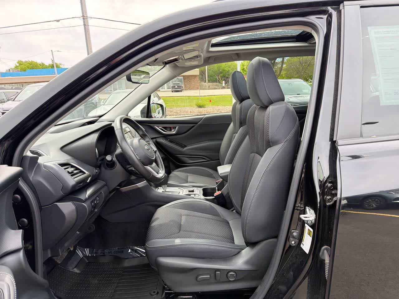 Certified 2023 Subaru Forester Premium AWD/4WD image 21