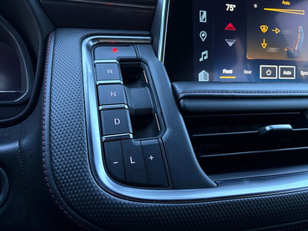 Used 2022 Chevrolet Tahoe RST w/ Luxury Package image 32