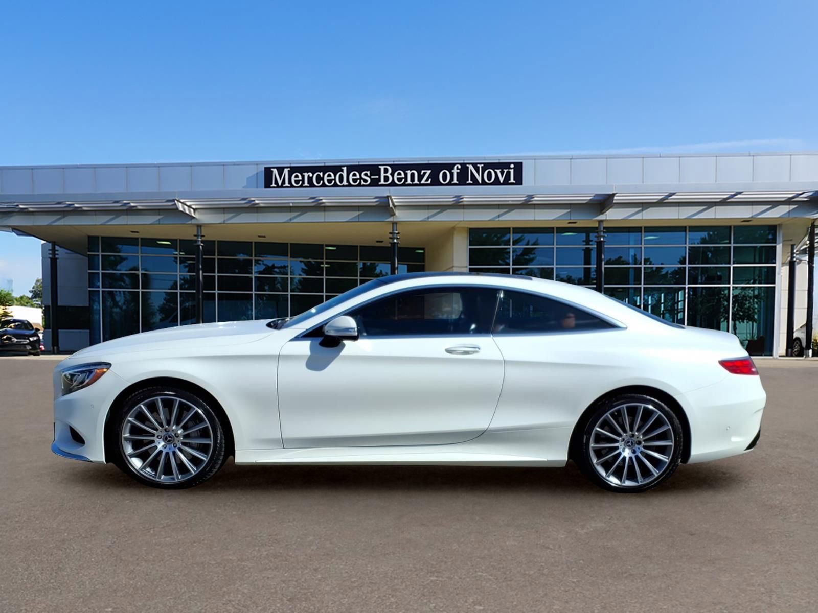Used 2017 Mercedes-Benz S 550 4MATIC Coupe image 2