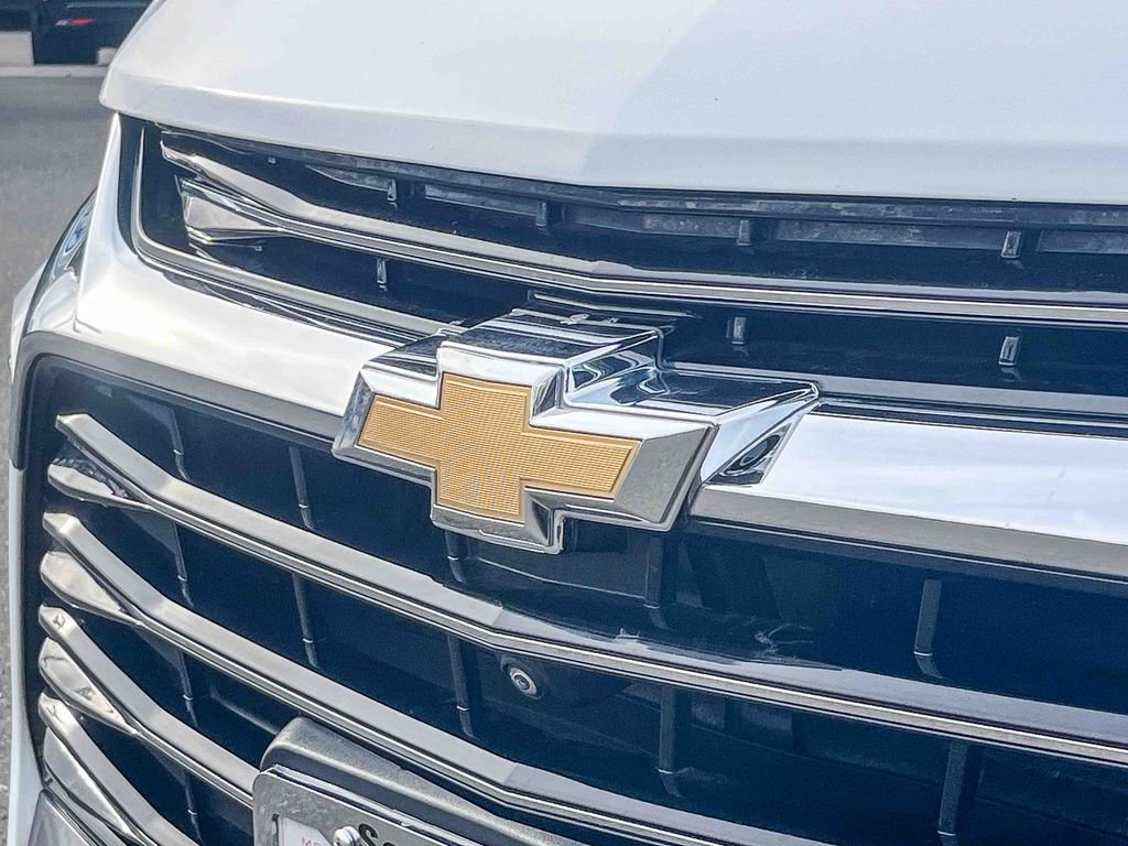 Used 2019 Chevrolet Blazer Premier w/ Sun and Wheels Package image 13