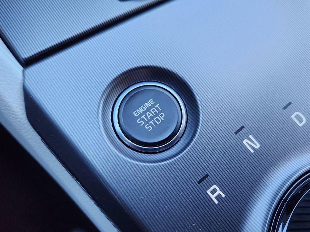 Certified 2026 Kia Sportage EX w/ EX Panoramic Sunroof Package image 20