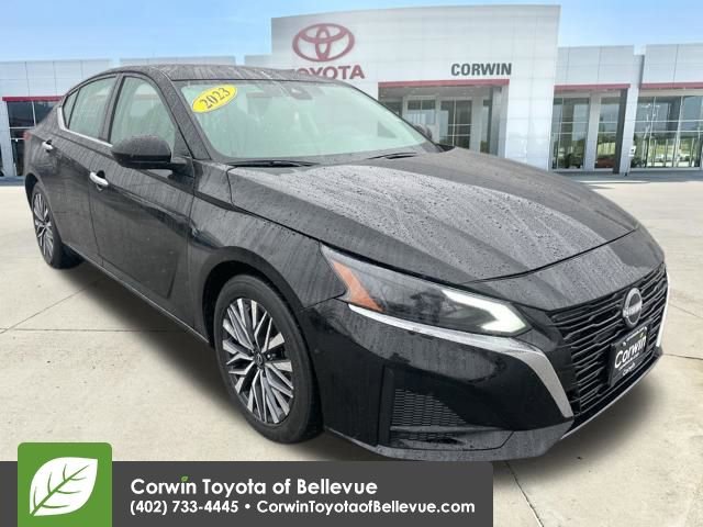 Used 2023 Nissan Altima 2.5 SV