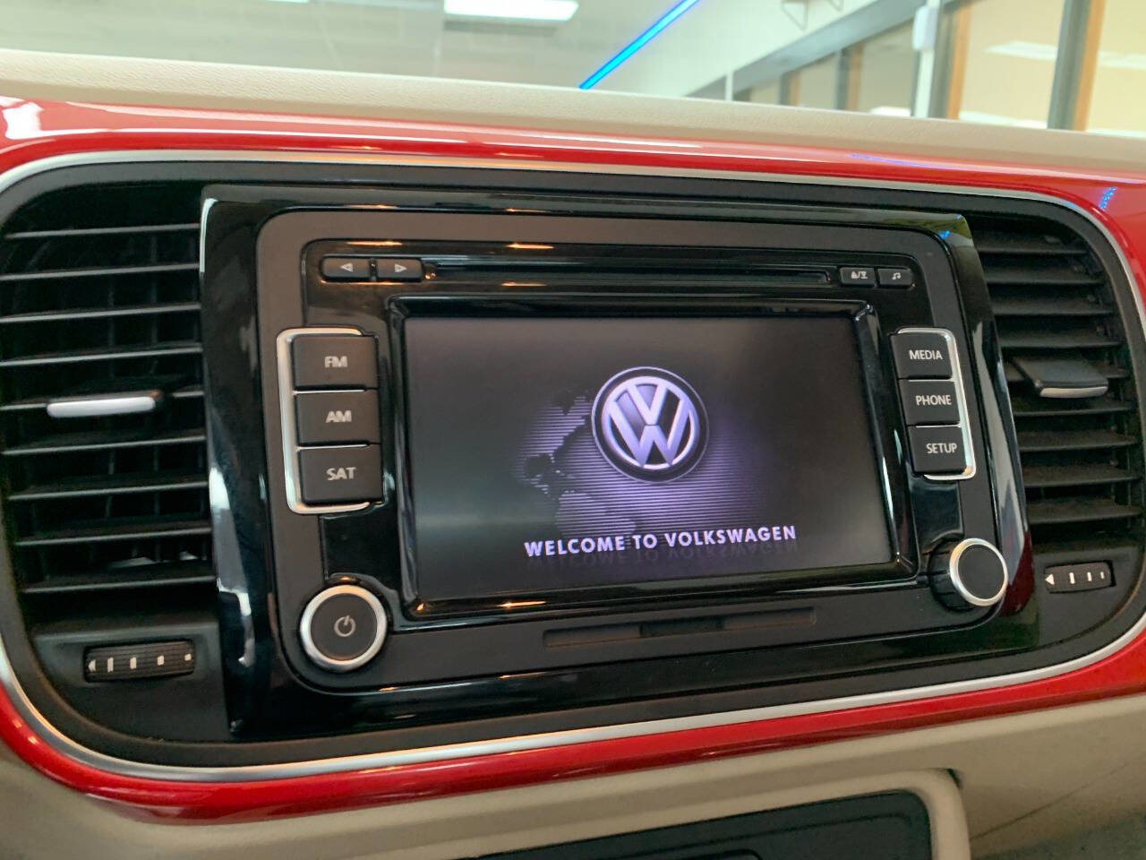 Used 2013 Volkswagen Beetle 2.5 image 18