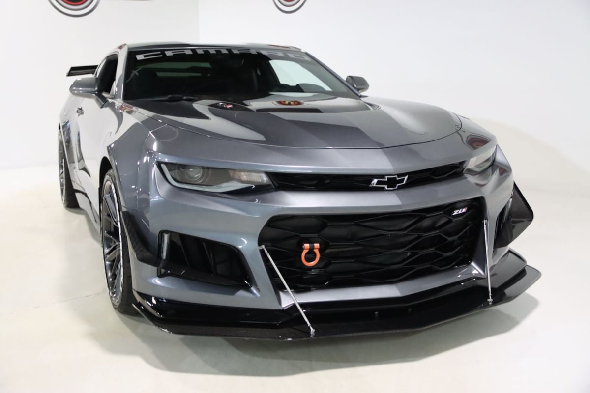 Used 2022 Chevrolet Camaro ZL1 RWD image 28