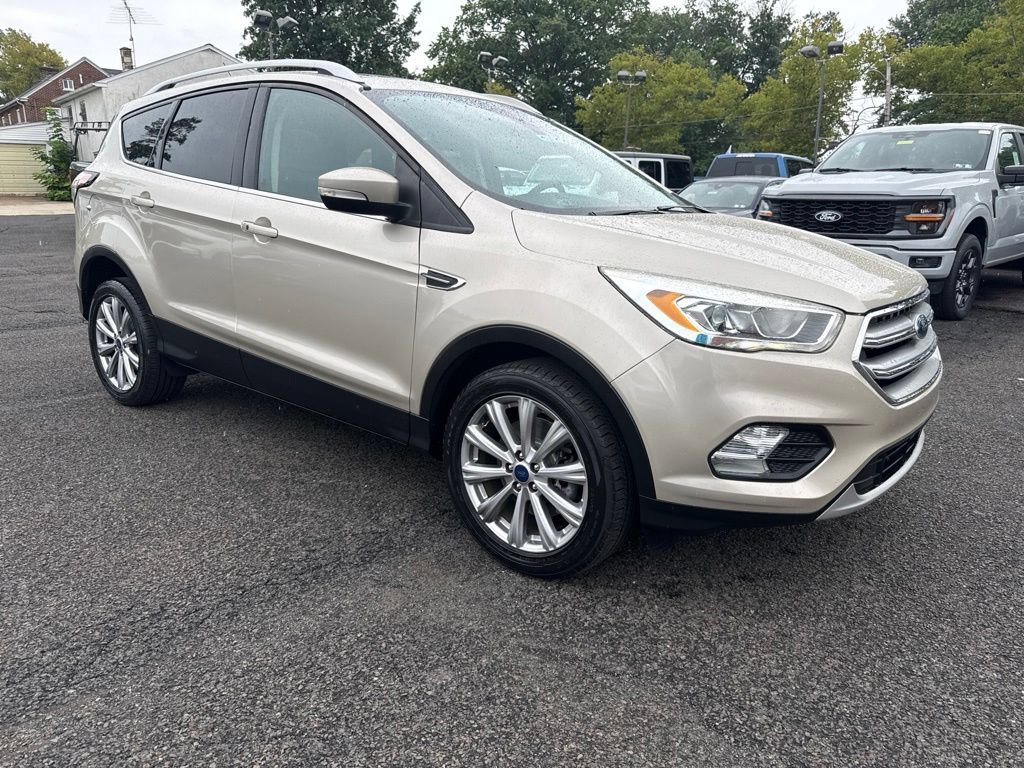 Used 2017 Ford Escape Titanium AWD/4WD image 3
