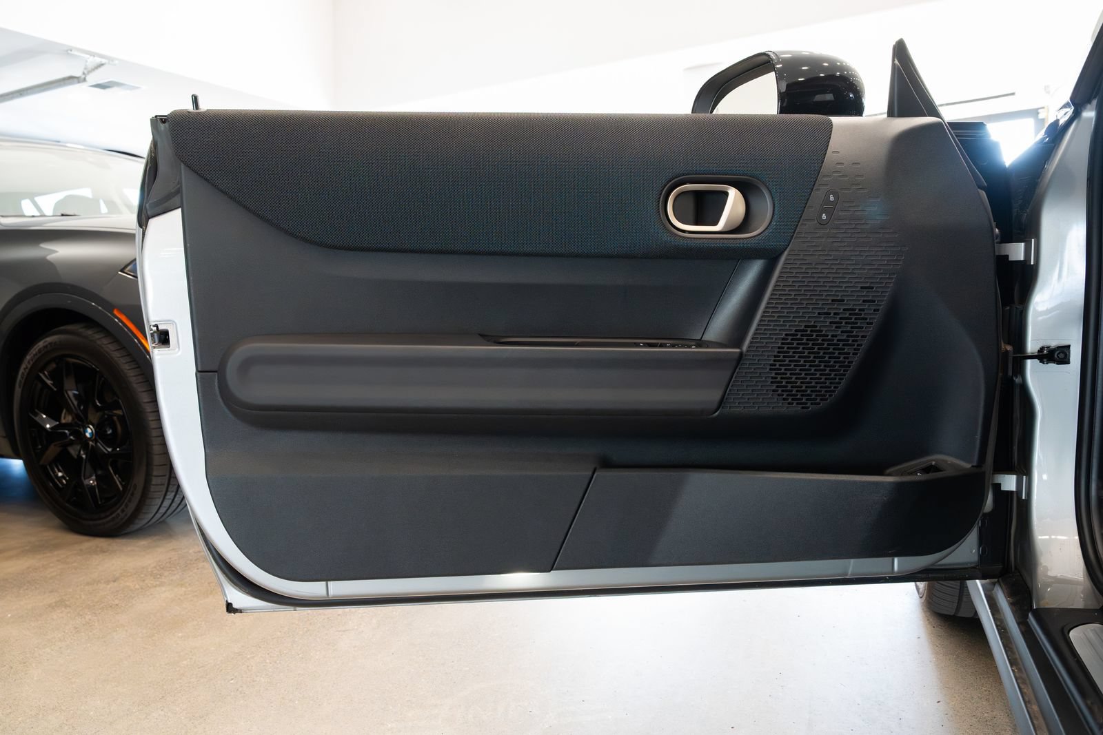 Used 2025 MINI Cooper S FWD image 18