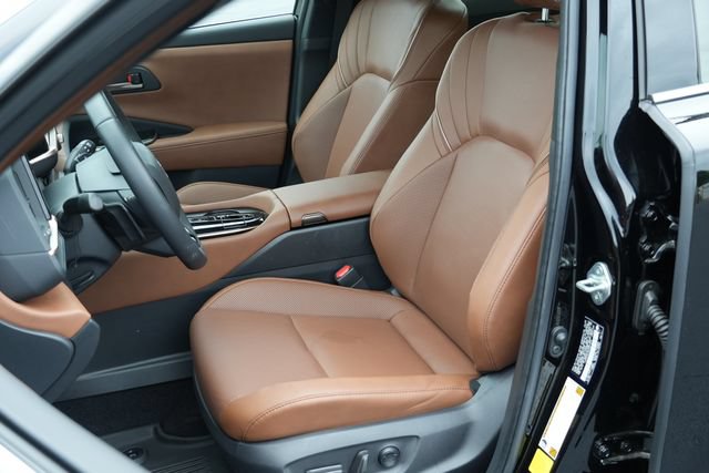 Used 2025 Toyota Crown Signia AWD/4WD image 24