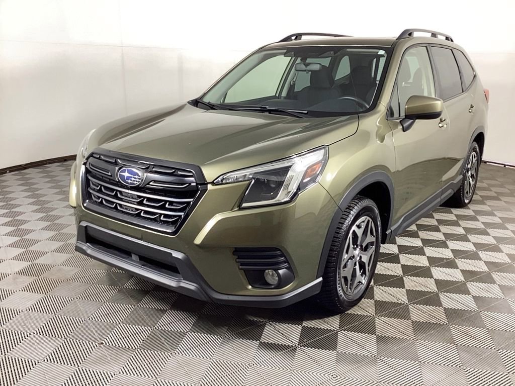 Used 2022 Subaru Forester Premium image 5